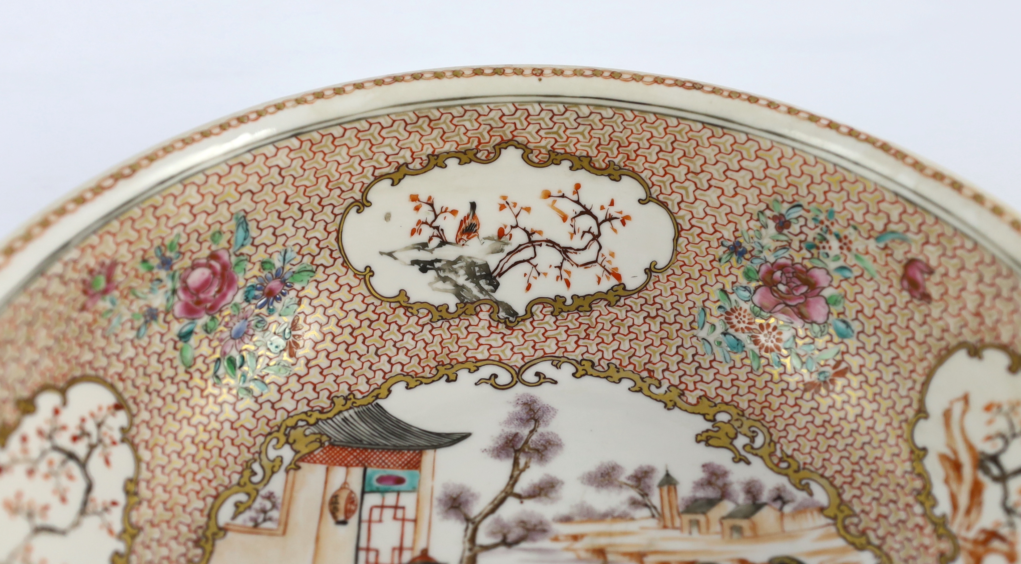 A Chinese enamelled porcelain Mandarin pattern water bottle (guglet) and basin, Qianlong period